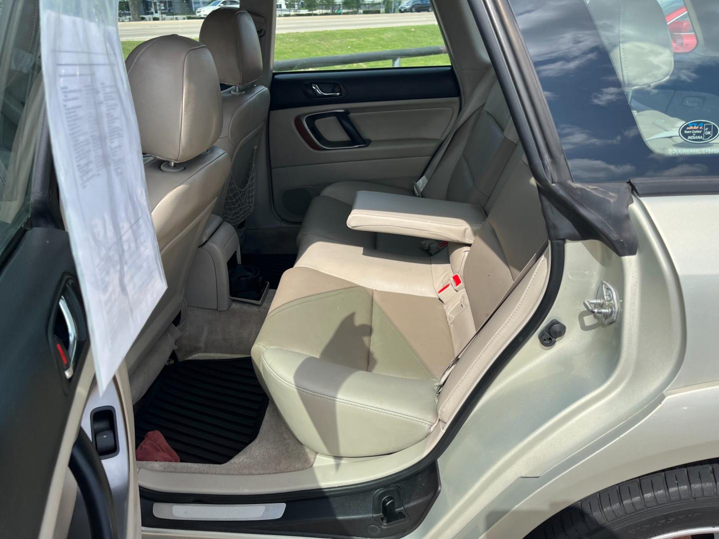 2005 GOLD /TAN Subaru Outback 3.0R L.L.Bean Edition Wagon (4S4BP86C354) with an 3.0L H6 DOHC 24V engine, 5-Speed Automatic Overdrive transmission, located at 14700 Tomball Parkway 249, Houston, TX, 77086, (281) 444-2200, 29.928619, -95.504074 - Photo#9